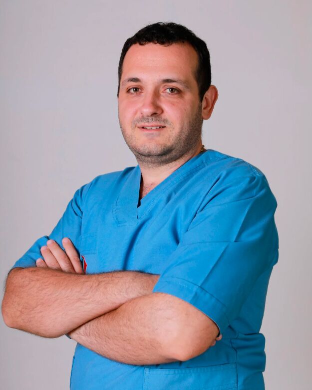 doktor Parazitolog Δημήτριος